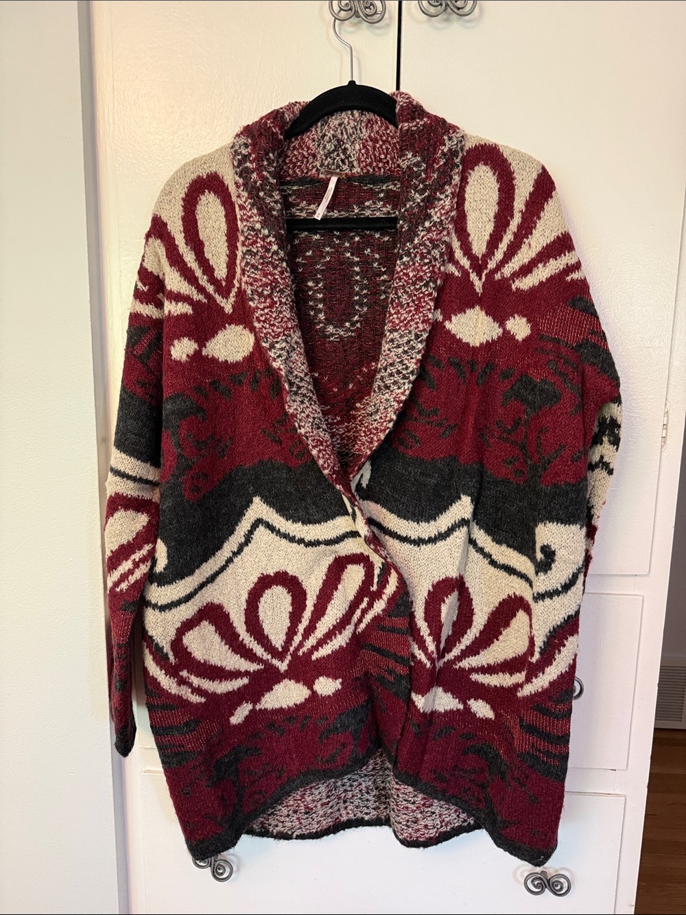 Free People Maroon, Cream & Charcoal Jacquard Shawl Cardigan Sz M